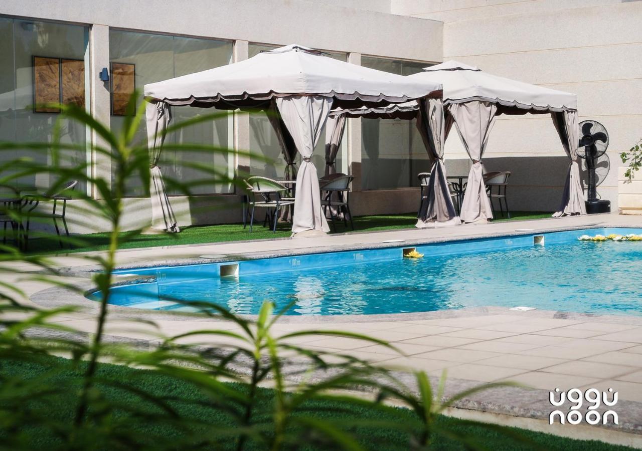 Noon Hotel Suites Khafji Ngoại thất bức ảnh